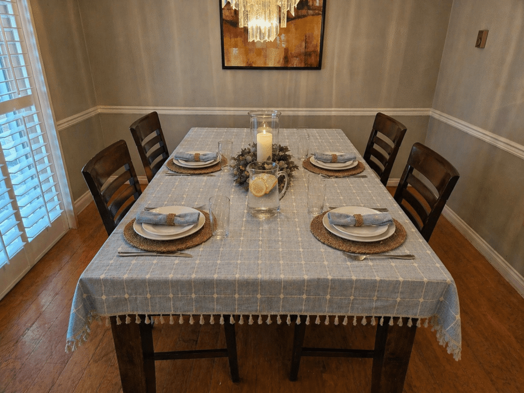 tablecloth-blue-rustic-farm